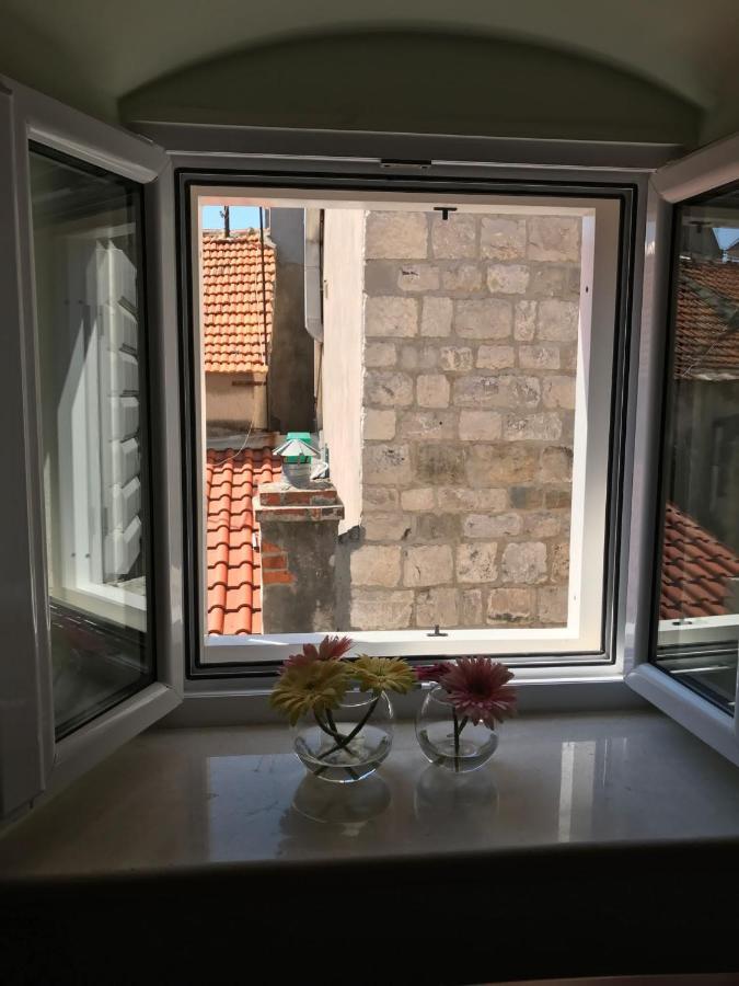 Old Town Apartments Trogir - Free Parking Eksteriør billede