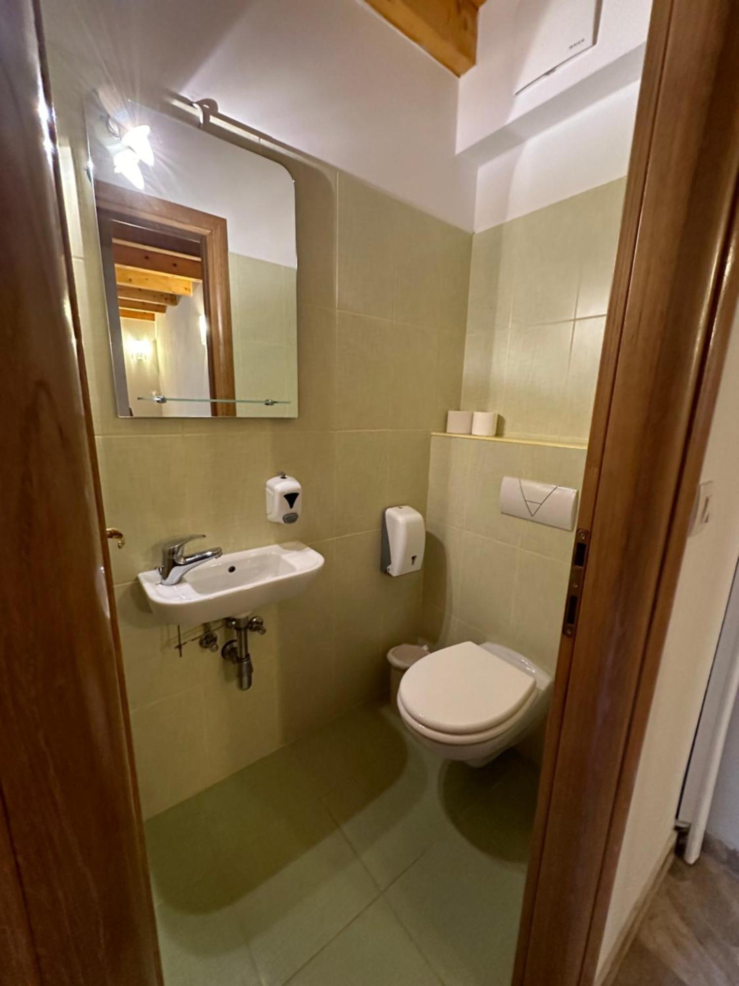 Old Town Apartments Trogir - Free Parking Eksteriør billede