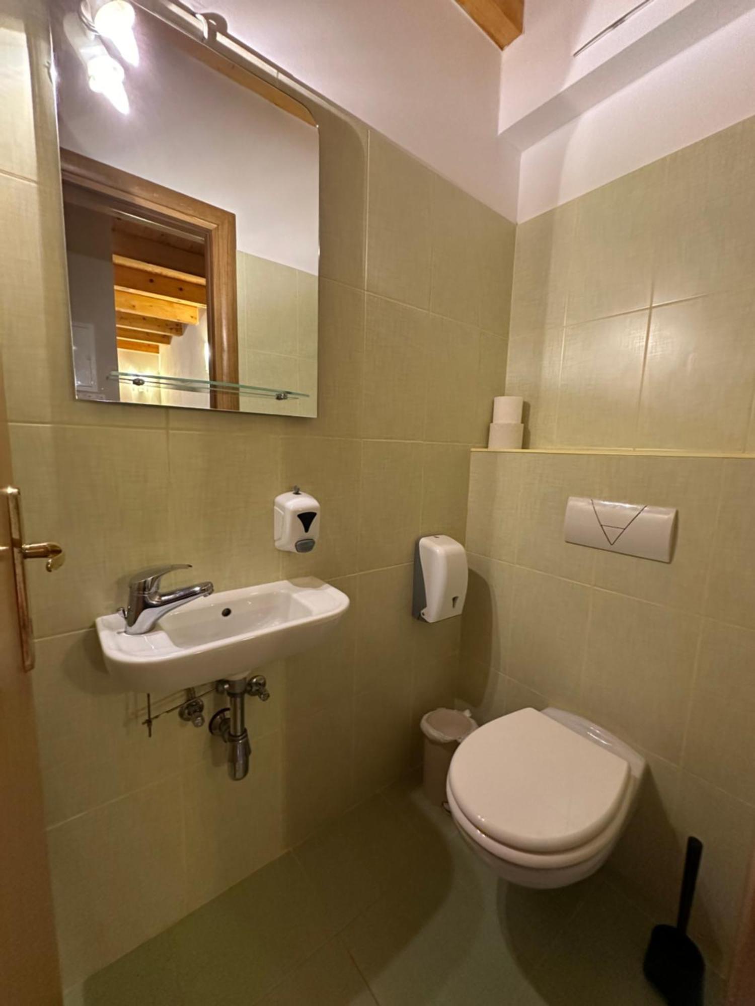 Old Town Apartments Trogir - Free Parking Eksteriør billede